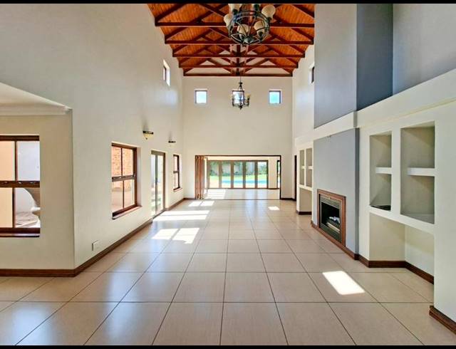5 BEDROOM PROPERTY TO RENT IN MIDSTREAM ESTATE